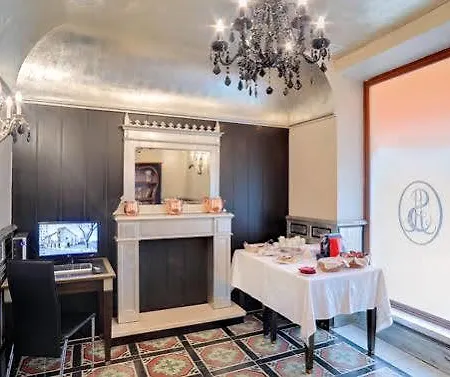 Hotel Sacristia De Santa Ana Siviglia