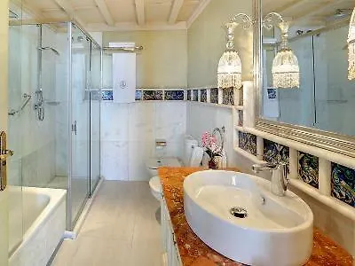 Sacristia De Santa Ana Hotel Siviglia